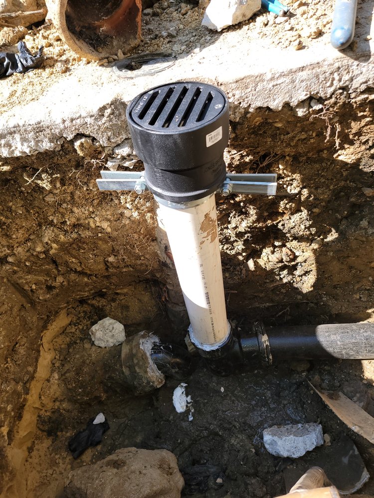 Slide of Trademark Plumbing and Heating