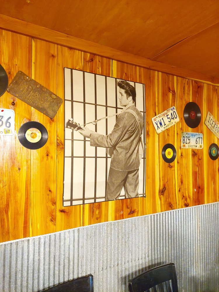 FOUR CORNERS STEAK AND SEAFOOD Updated September 2024 525 Doyle