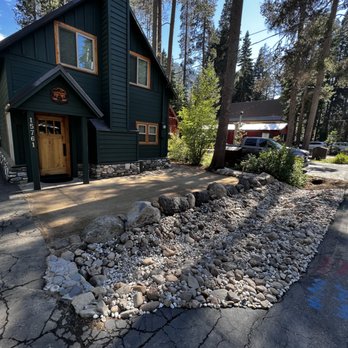 Old Town Landscape - DG Finish + Boulder Set+ River Rock - Landscaping Near Me Old Town Landscape - DG Finish + Boulder Set+ River Rock - Landscaping Near Me