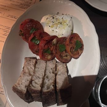 Gilt Bar - Burrata, Roasted Tomatoes, Gremolata - New American Near Me - Chicago, Illinois