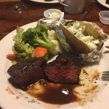Rainbow Oaks Restaurant - I just couldn't wait - American Near Me - Fallbrook, California