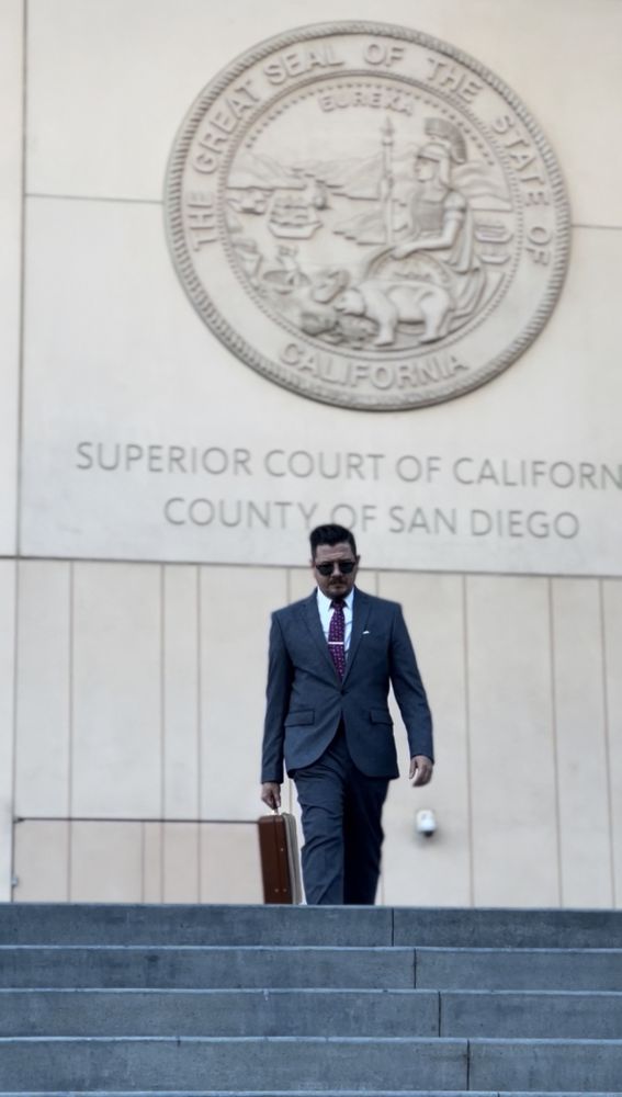 Leopoldo Gabriel Estrada Attorney At Law - immigration attorney in Chula Vista, CA