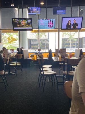 Buffalo Wild Wings by null