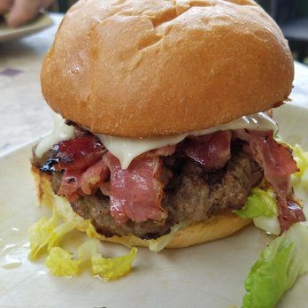 Kings View Cafe - Cafes Near Me - Kapaau, Hawaii