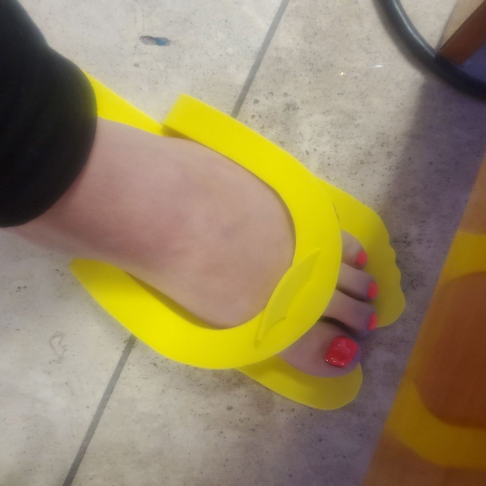 Polished Nail Bar - Lady was very sweet and super attentive!! Loving my bright pink toes!! - Nail Salons Near Me - Lafayette, Indiana Polished Nail Bar - Lady was very sweet and super attentive!! Loving my bright pink toes!! - Nail Salons Near Me - Lafayette, Indiana