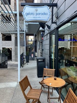 Gelato Paradiso by null