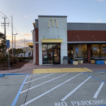 McDonald's - Front door - Burgers Near Me - South San Francisco, California McDonald's - Front door - Burgers Near Me - South San Francisco, California
