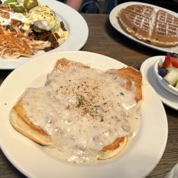 Mikayla's Cafe - Biscuit and gravy - Breakfast & Brunch Near Me - Santa Clara, California