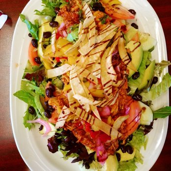Canteen Restaurant - Ensalada de Pollo Smoked chicken atop mixed greens, avocado, black beans, cucumber, pickled onions, tomatoes, mango salsa, tortilla strips. - American Near Me - Barrington, Illinois Canteen Restaurant - Ensalada de Pollo Smoked chicken atop mixed greens, avocado, black beans, cucumber, pickled onions, tomatoes, mango salsa, tortilla strips. - American Near Me - Barrington, Illinois