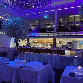 Mademoiselle Raw Bar + Grill - Live/Raw Food Near Me - Toronto, Ontario