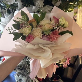 Scent Flowers - Florists Near Me - Los Angeles, California Scent Flowers - Florists Near Me - Los Angeles, California