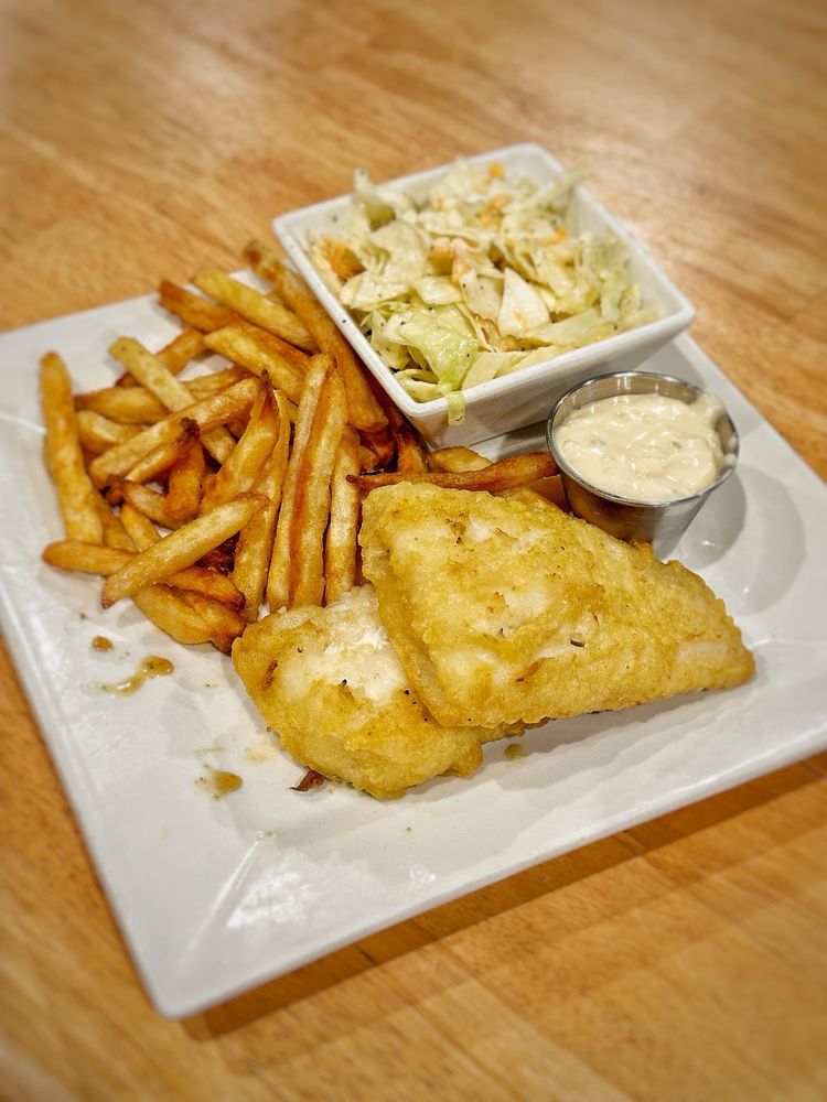 The Tattered Tartan Pub Logo