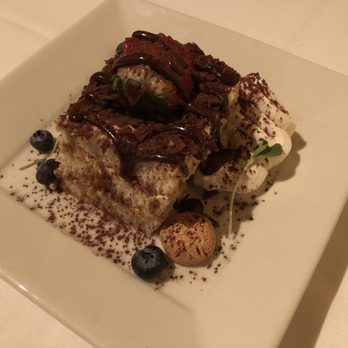 Michaelangelo's - Tiramisu - not too dry or wet. Great end to our meal. - Italian Near Me - Cleveland, Ohio