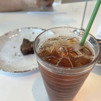 Cafe Gio - Iced Tea, Brownie - Cafes Near Me - Denver, Colorado