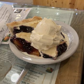 Pine Country Restaurant - Blueberry Peach pie - Breakfast & Brunch Near Me - Williams, Arizona Pine Country Restaurant - Blueberry Peach pie - Breakfast & Brunch Near Me - Williams, Arizona