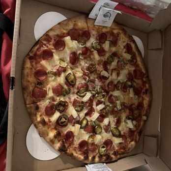 Coastal Slice - Jalapeño pineapple and pepperoni pizza - Pizza Near Me - Coos Bay, Oregon