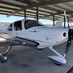 All In Aviation - SR22T with 4 blade prop, what an awesome machine.