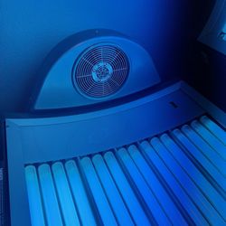 Glow Getter - Fan for the tanning bed