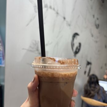 MoonGoat Coffee Roasters - Hojichai - Coffee Roasteries Near Me - Costa Mesa, California MoonGoat Coffee Roasters - Hojichai - Coffee Roasteries Near Me - Costa Mesa, California
