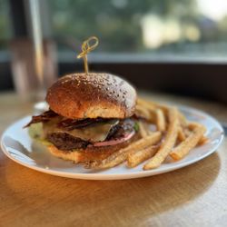 En Fuego Burger @dangit.all