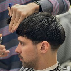 ROWDY Barber Shop - Haircut by Sean