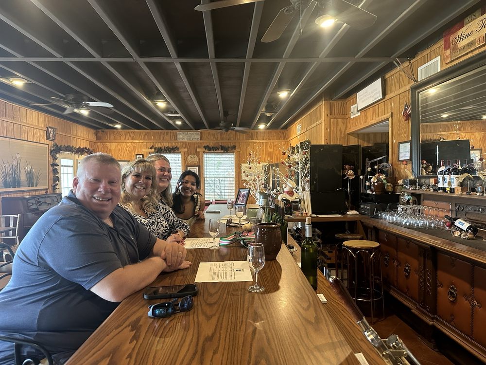 Bluff Dale Vineyards - vineyard in Bluff Dale, TX