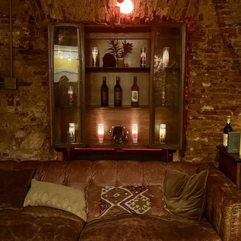 La Grieta - Speakeasies Near Me - San Juan, Puerto Rico La Grieta - Speakeasies Near Me - San Juan, Puerto Rico
