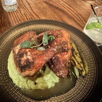 3128 Social House - Sam's rotisserie chicken with mashed potatoes and asparagus. - Gastropubs Near Me - Albuquerque, New Mexico