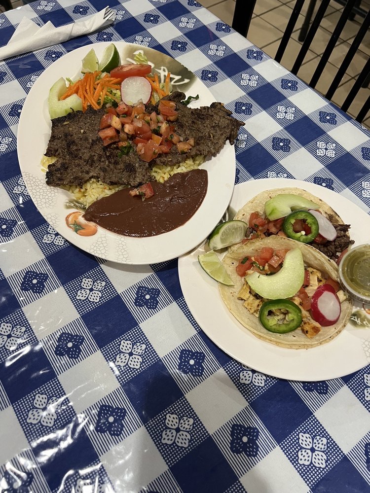El Sabor De Mi Tierra