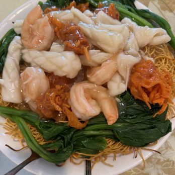 Green Lake Restaurant - Seafood Fried Noodle - Seafood Near Me - Green Brook Township, New Jersey