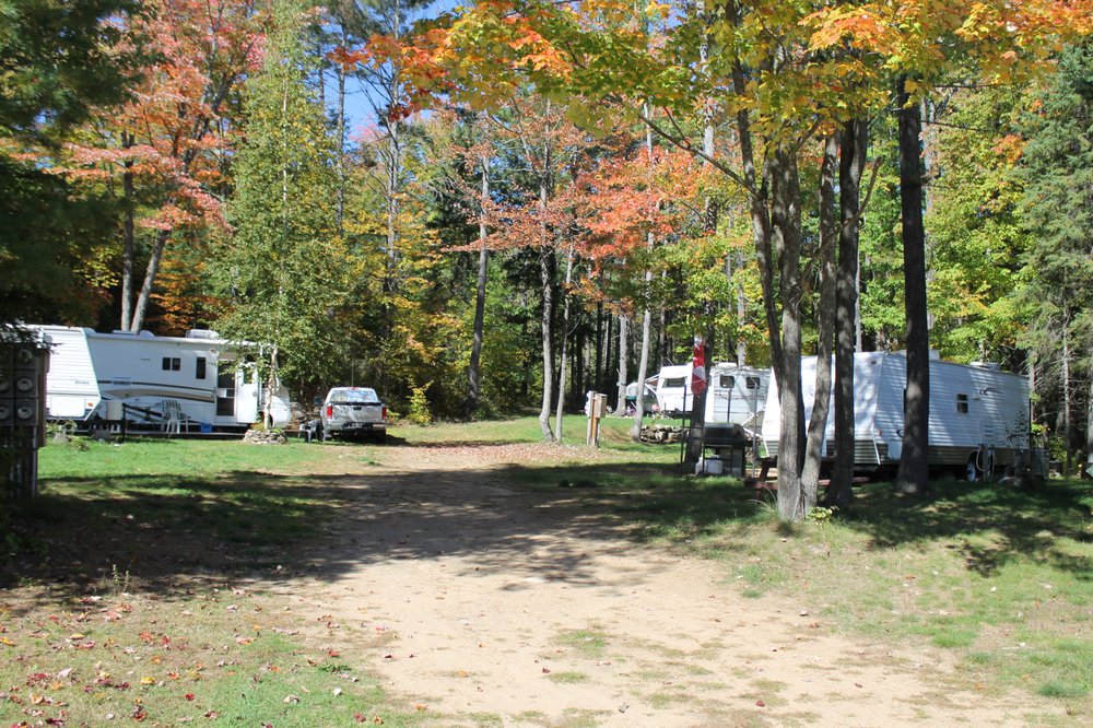 COVERED BRIDGE PARK Updated August 2024 1424 Round Lake Road