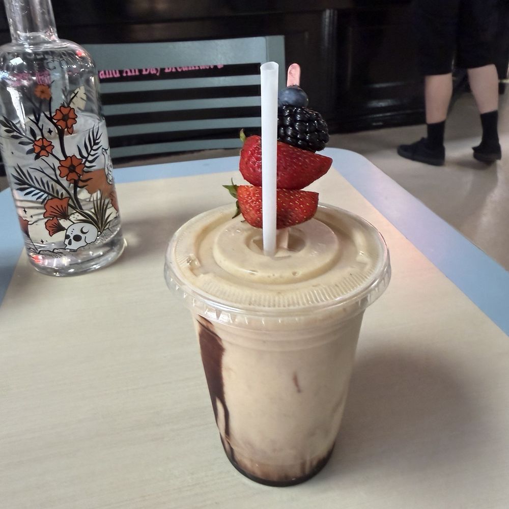 Karine's - Peanut butter smoothie - Breakfast & Brunch Near Me - Toronto, Ontario Karine's - Peanut butter smoothie - Breakfast & Brunch Near Me - Toronto, Ontario