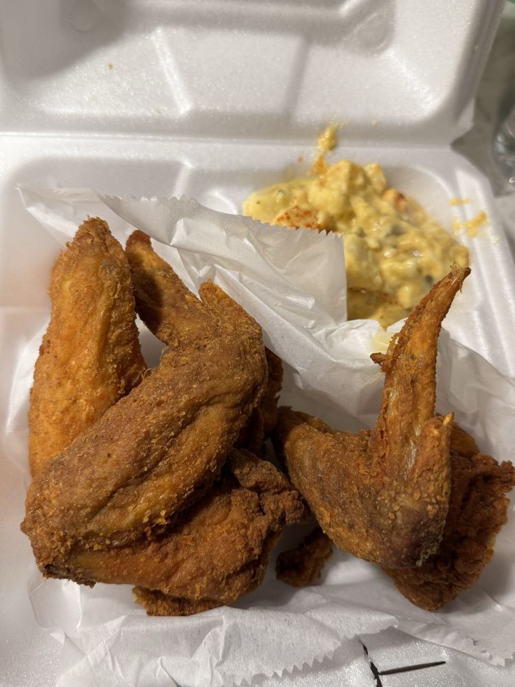 Food from Bread of Heaven Restaurant