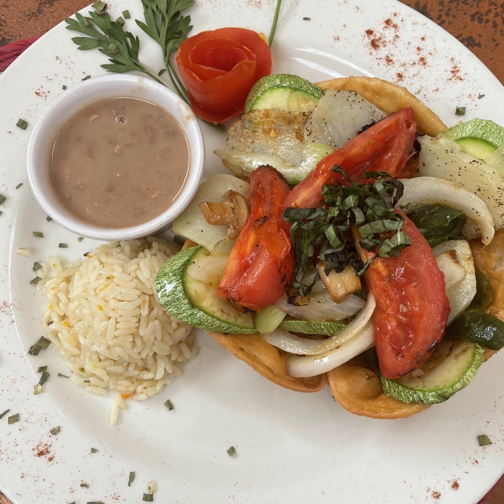 Tequila's Sunrise - Vegetarian fajitas no cheese - Mexican Near Me - Todos Santos, BCS