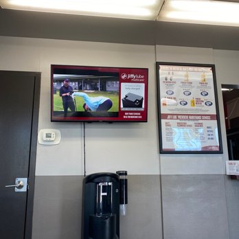 Jiffy Lube - Tv and water - Oil Change Stations Near Me - La Mesa, California