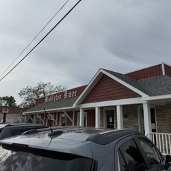 Middleton Diner - Front of restaurant