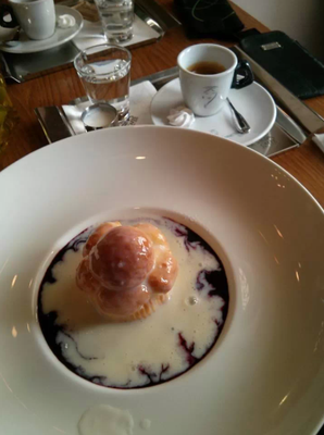 Restaurant Goldie hotel Nautilus by null