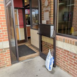 Wendy's - Open front door welcoming the insects into the establishment.