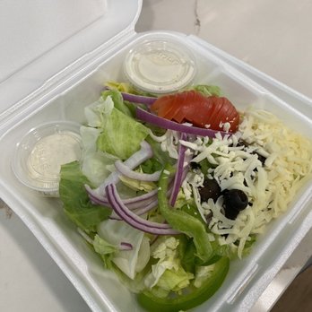 Famous Pizza - Green Salad - so good and so fresh! - Pizza Near Me - Sacramento, California Famous Pizza - Green Salad - so good and so fresh! - Pizza Near Me - Sacramento, California