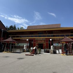 Cham Shan Temple - Exterior (entrance to dining hall downstairs on the right of the stairs)