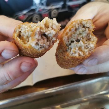 Dos Croquetas - Bakeries Near Me - Miami, Florida Dos Croquetas - Bakeries Near Me - Miami, Florida