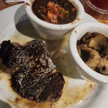 Chili's - 6 oz selected slides are buttered mushrooms and beans - American Near Me - Carson, California