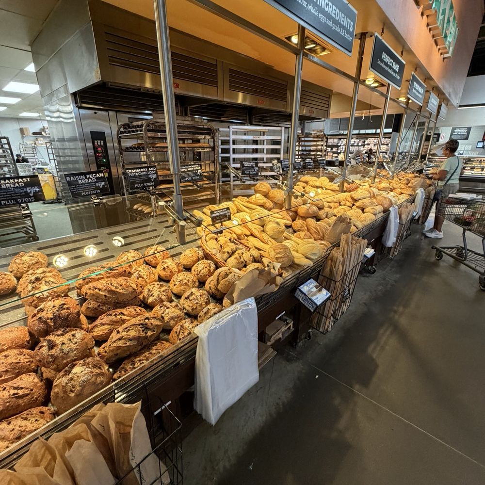 Central Market - Bread section - Grocery Near Me - Houston, Texas Central Market - Bread section - Grocery Near Me - Houston, Texas