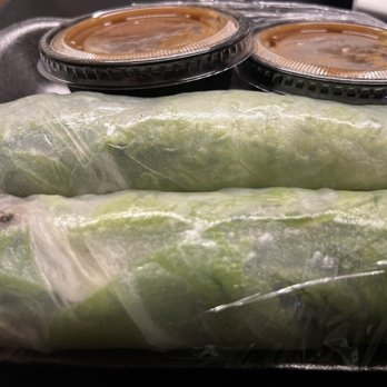 Rice and Spoon Vietnamese Cuisine - Pork and Mango Spring Rolls Gi Cun Xoi Tht - Vietnamese Near Me - Newark, California Rice and Spoon Vietnamese Cuisine - Pork and Mango Spring Rolls Gi Cun Xoi Tht - Vietnamese Near Me - Newark, California