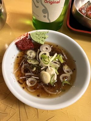 Jun Ju Sul Lung Tang by null