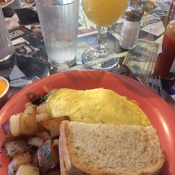 Squeeze In - The Gary Bare Denver Omelet. Great tasting, more than enough to split. - Breakfast & Brunch Near Me - Reno, Nevada Squeeze In - The Gary Bare Denver Omelet. Great tasting, more than enough to split. - Breakfast & Brunch Near Me - Reno, Nevada