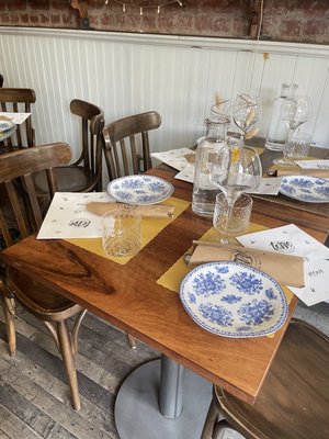 Terre| Pasta & Natural wine by null