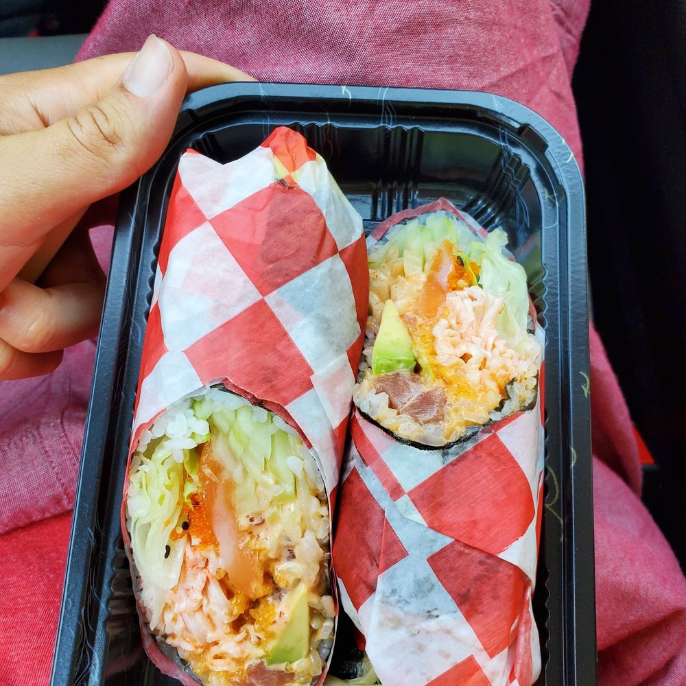 Sashimi Burrito w. Spicy Mayo Sashimi Burrito w. Spicy Mayo