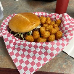 Squish Burger - Burger is huge!