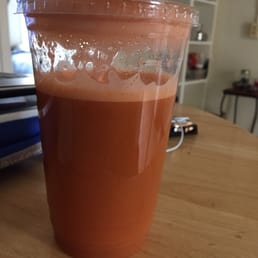 Carrot/apple/celery--yum! Carrot/apple/celery--yum!